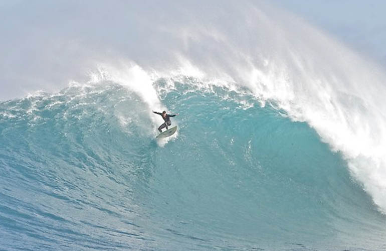 A dicső múlt – szörfölés a hullámok tetején